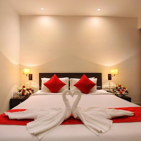 Hotel San Kollam Εξωτερικό φωτογραφία