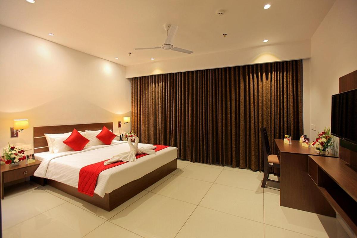 Hotel San Kollam Εξωτερικό φωτογραφία