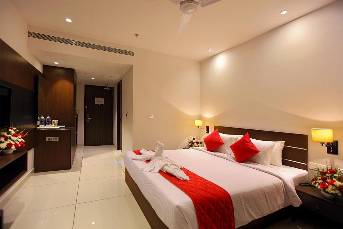 Hotel San Kollam Εξωτερικό φωτογραφία